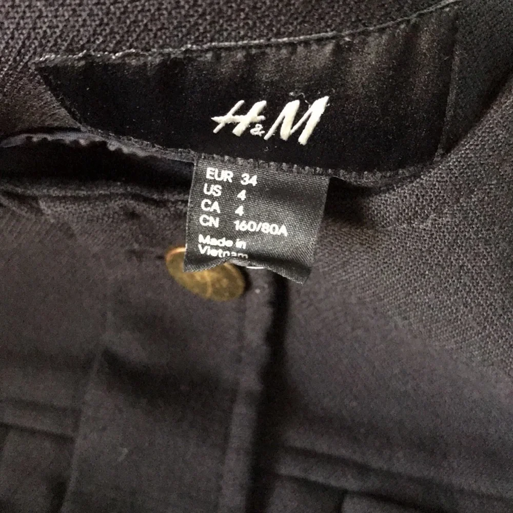 H&M Black Blue Button Up Blazer Size 4